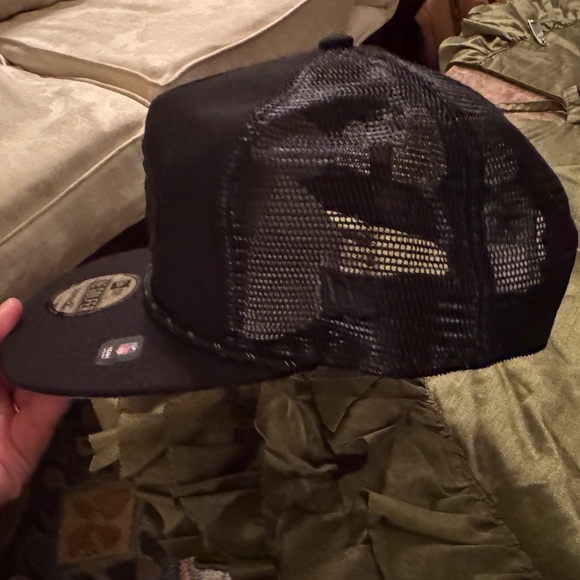 NWT, black SF 49ers cap - Picture 8 of 9